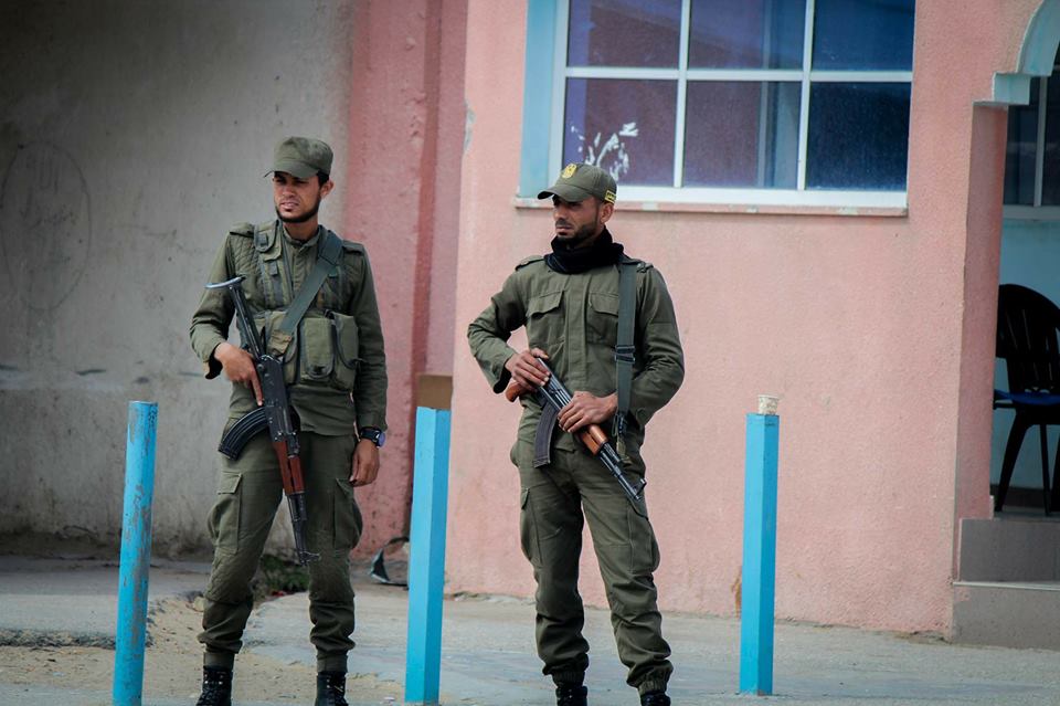 وزارة الداخلية تؤمن وتسهل حركة الجماهير في مسيرات العودة	