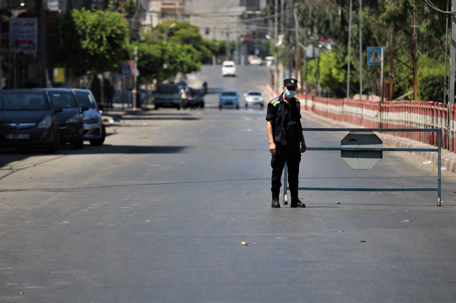 سريان قرار حظر التجوال في محافظات غزة لليوم الثالث