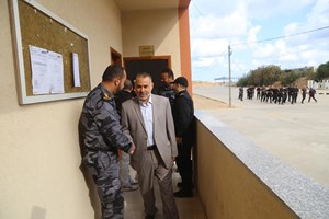 قيادة الأمن والحماية تتفقد إدارات الجهاز ونقاط الحراسة التابع له