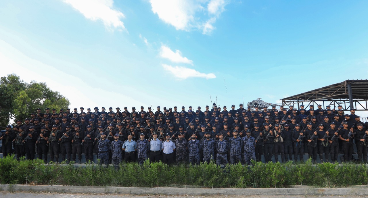 مديرية التدريب تُنظم مسيراً عسكرياً لدورات قادة الفصائل والمجموعات و"التأسيسية 36"