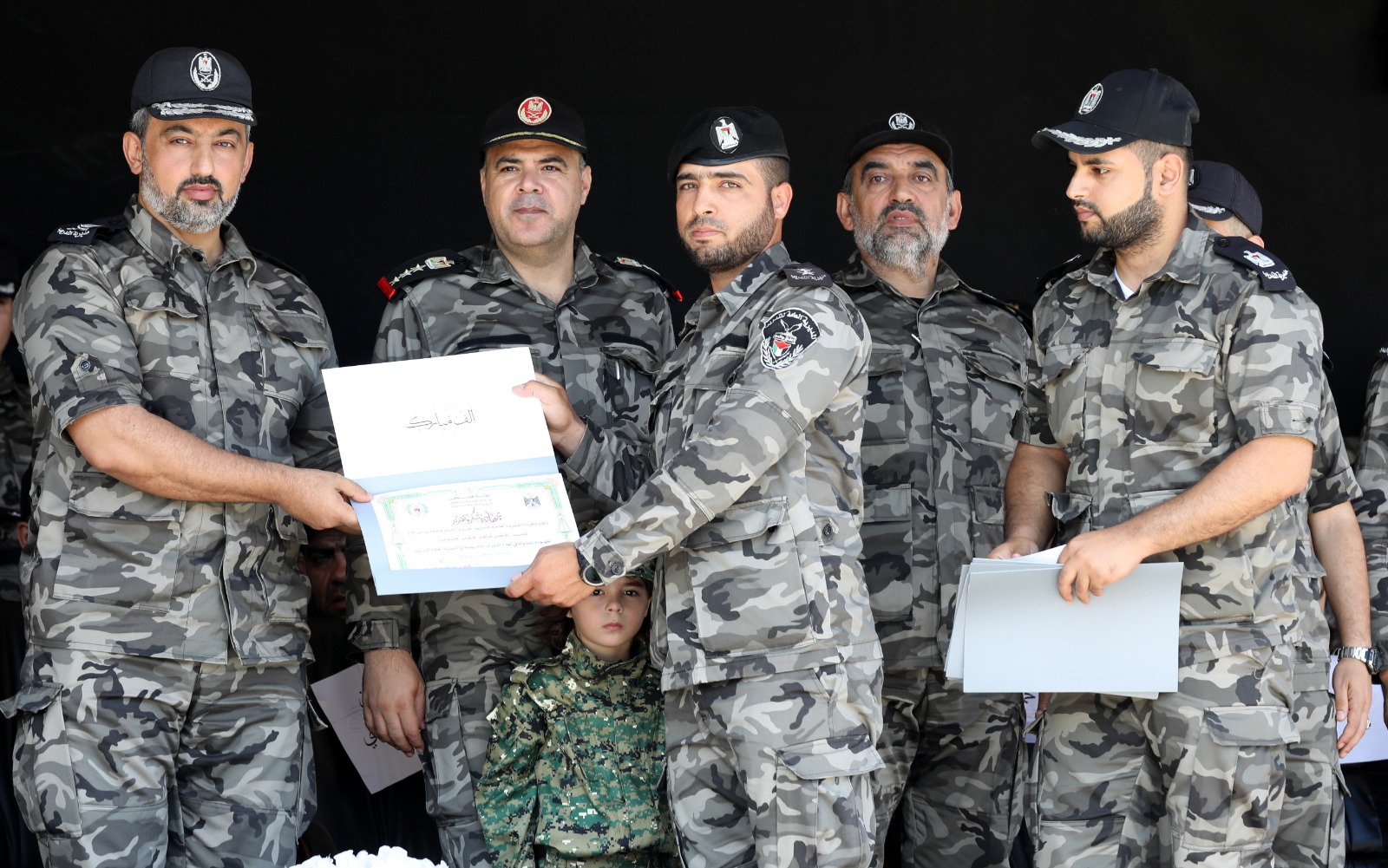 "مديرية التدريب" تُخرج دورة تأهيل الضباط الــ 38