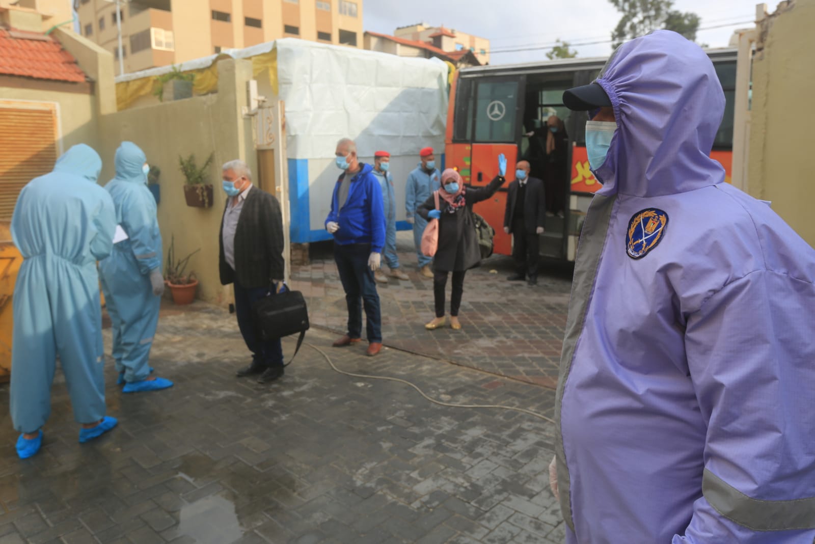 تسهيل وصول المواطنين العالقين من الأردن عبر حاجز بيت حانون