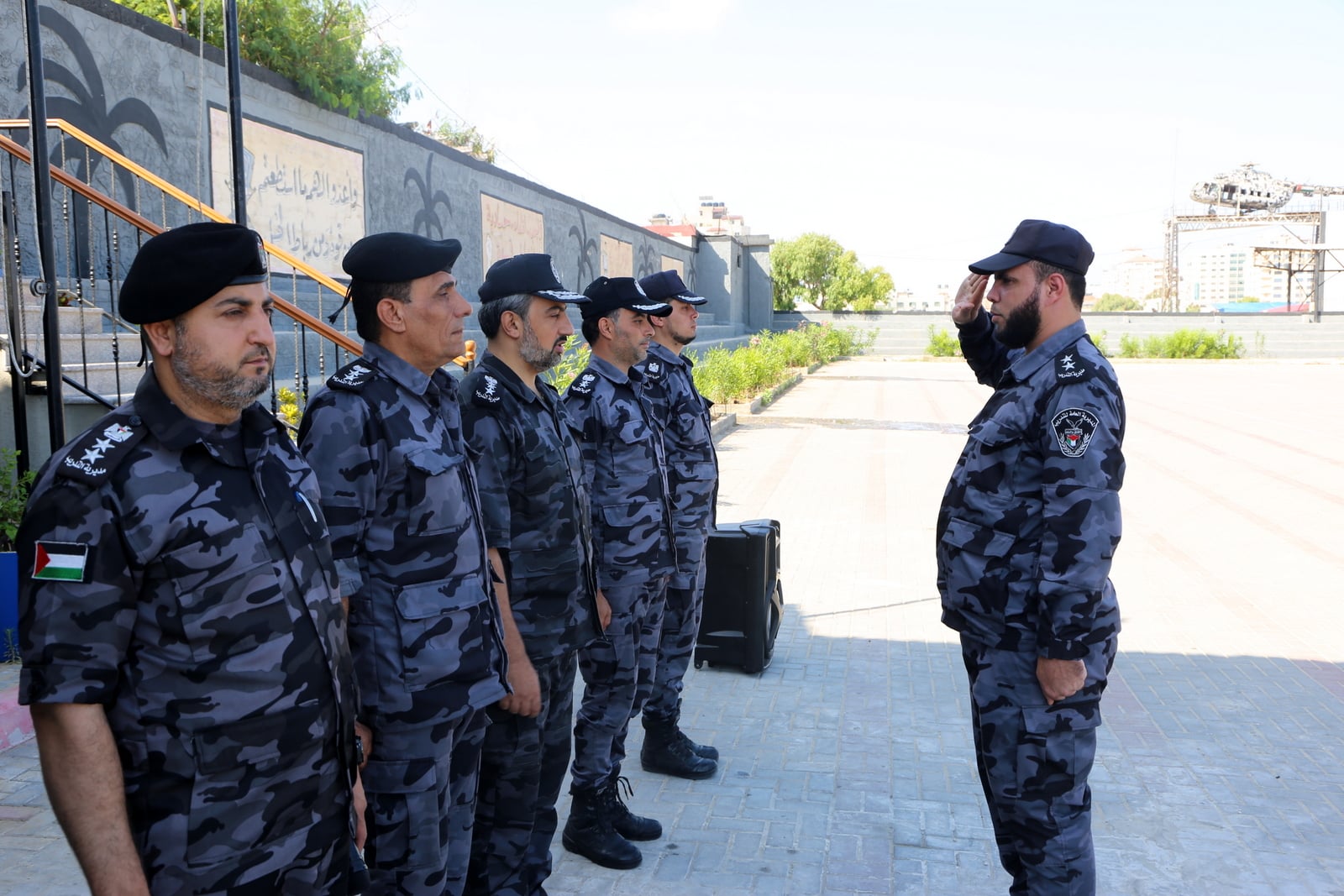 مديرية التدريب تُنظم مسيراً عسكرياً للدورة "التأسيسية الثانية"