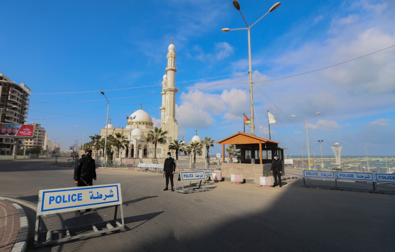 سريان قرار منع حركة المركبات يومي الجمعة والسبت لمواجهة انتشار فيروس كورونا