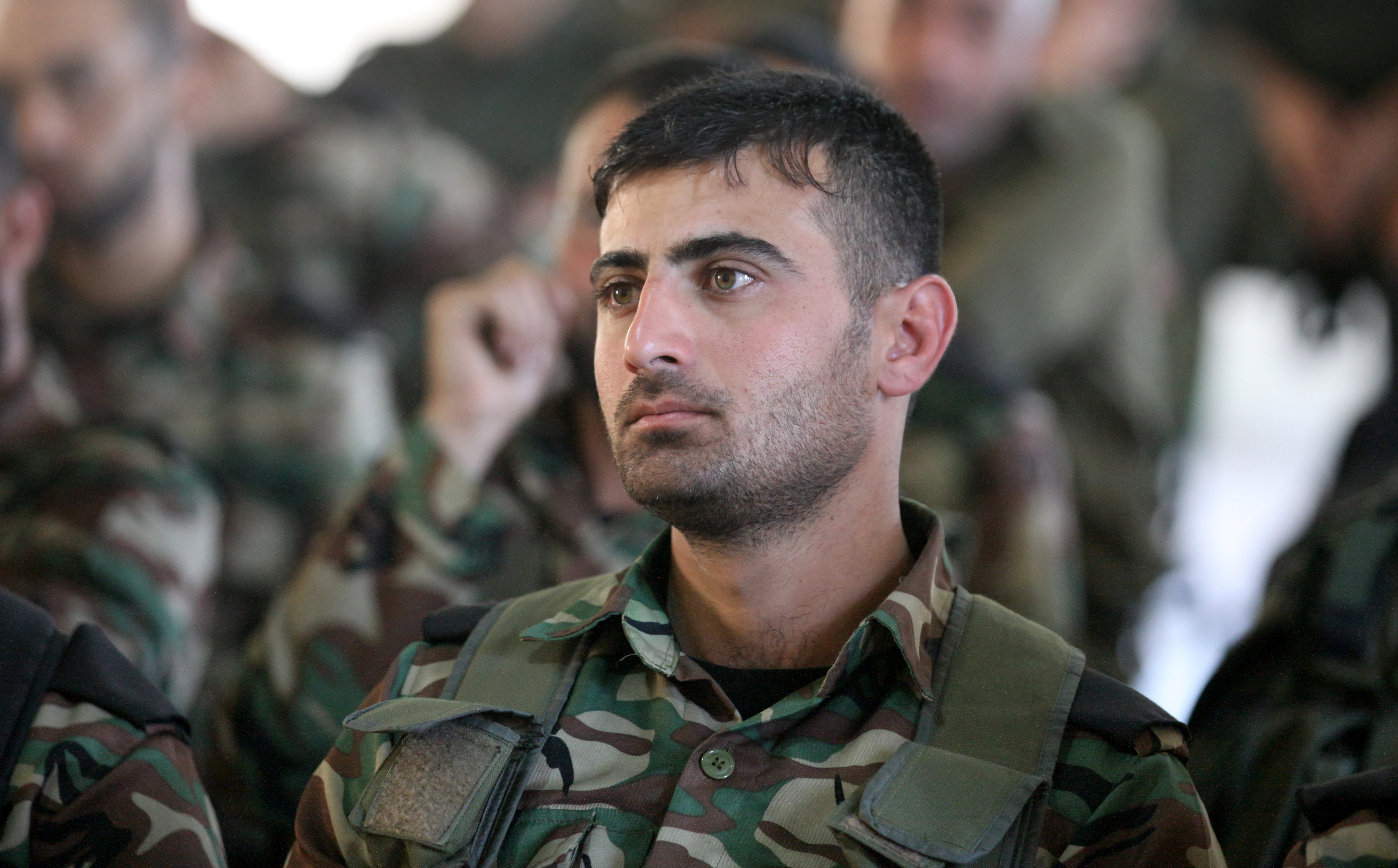 تخييم مغلق لدورتي قادة السرايا وتأهيل الضباط  بالأمن الوطني