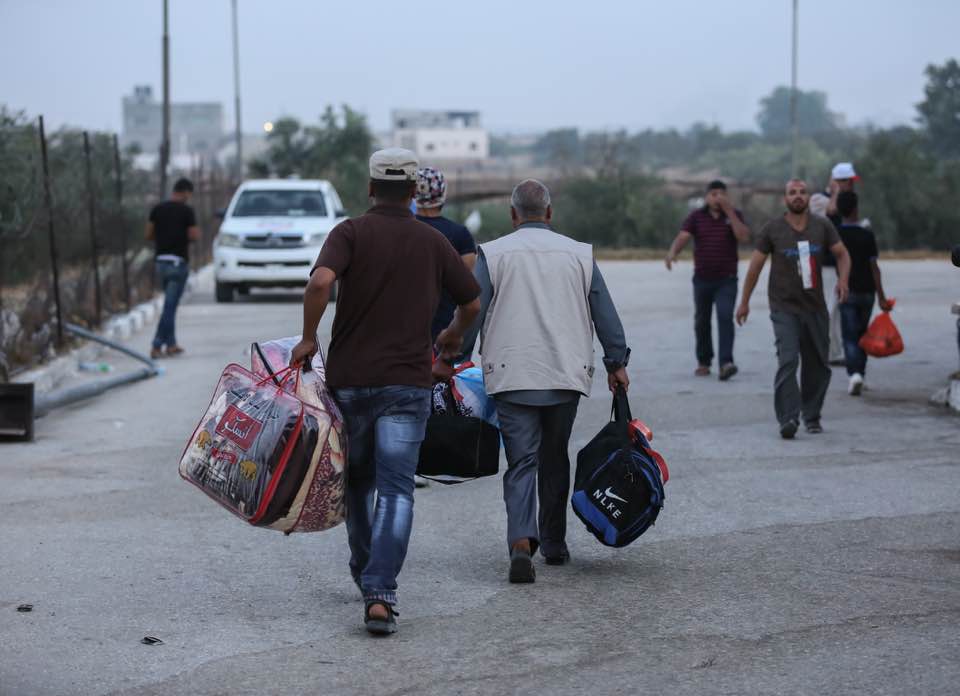 مغادرة حجاج المكرمة السعودية والحالات الإنسانية عبر معبر رفح (الأحد 27 أغسطس 2017)