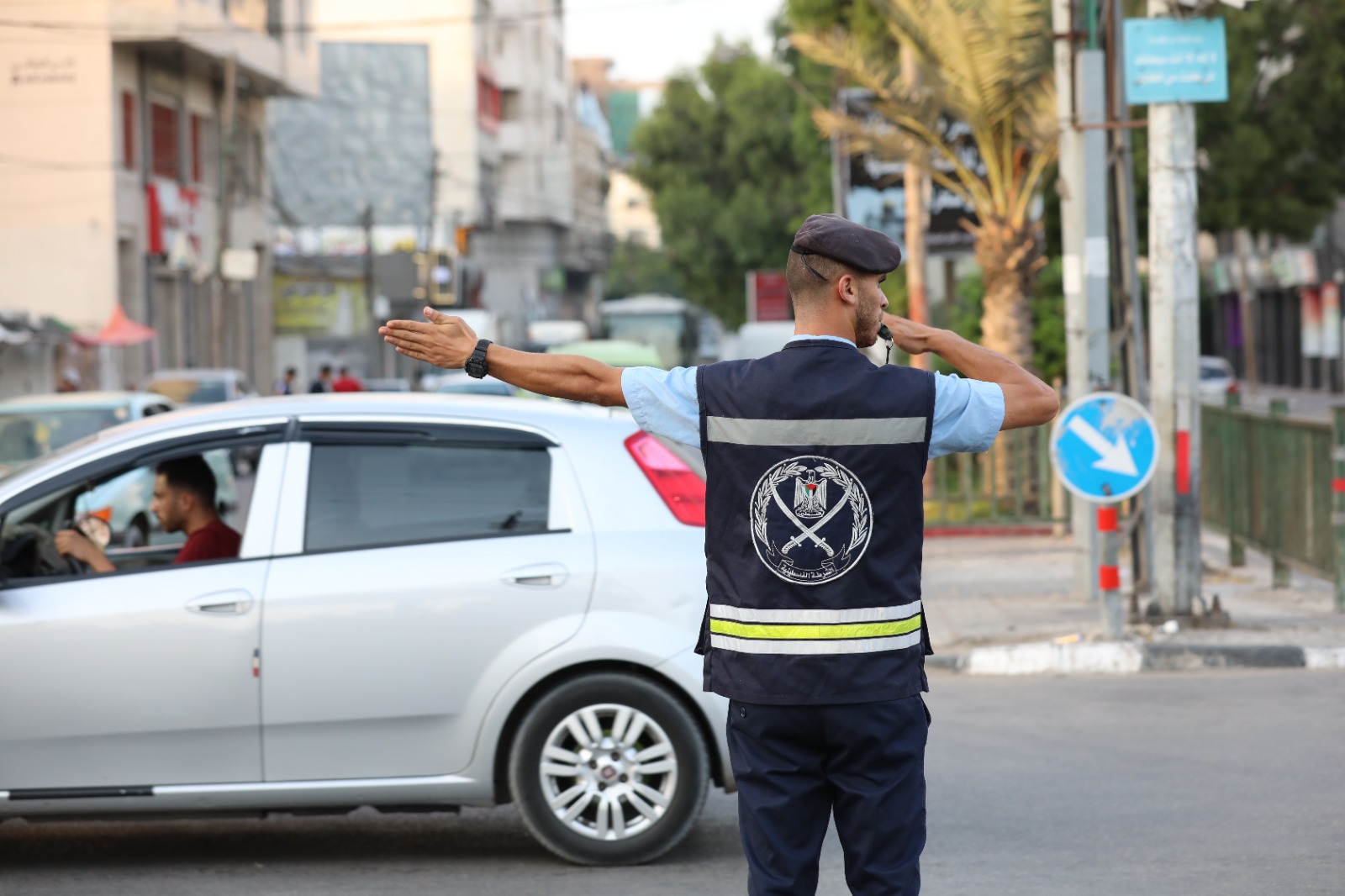 رفع درجة الجهوزية والاستنفار لدى الشرطة والدفاع المدني وأجهزة الداخلية في ظل العدوان الإسرائيلي