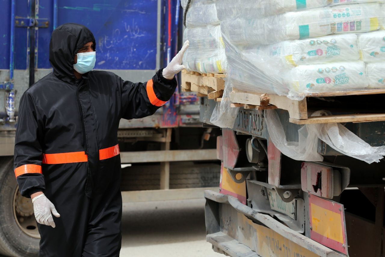 إجراءات الوقاية والسلامة في المعابر التجارية