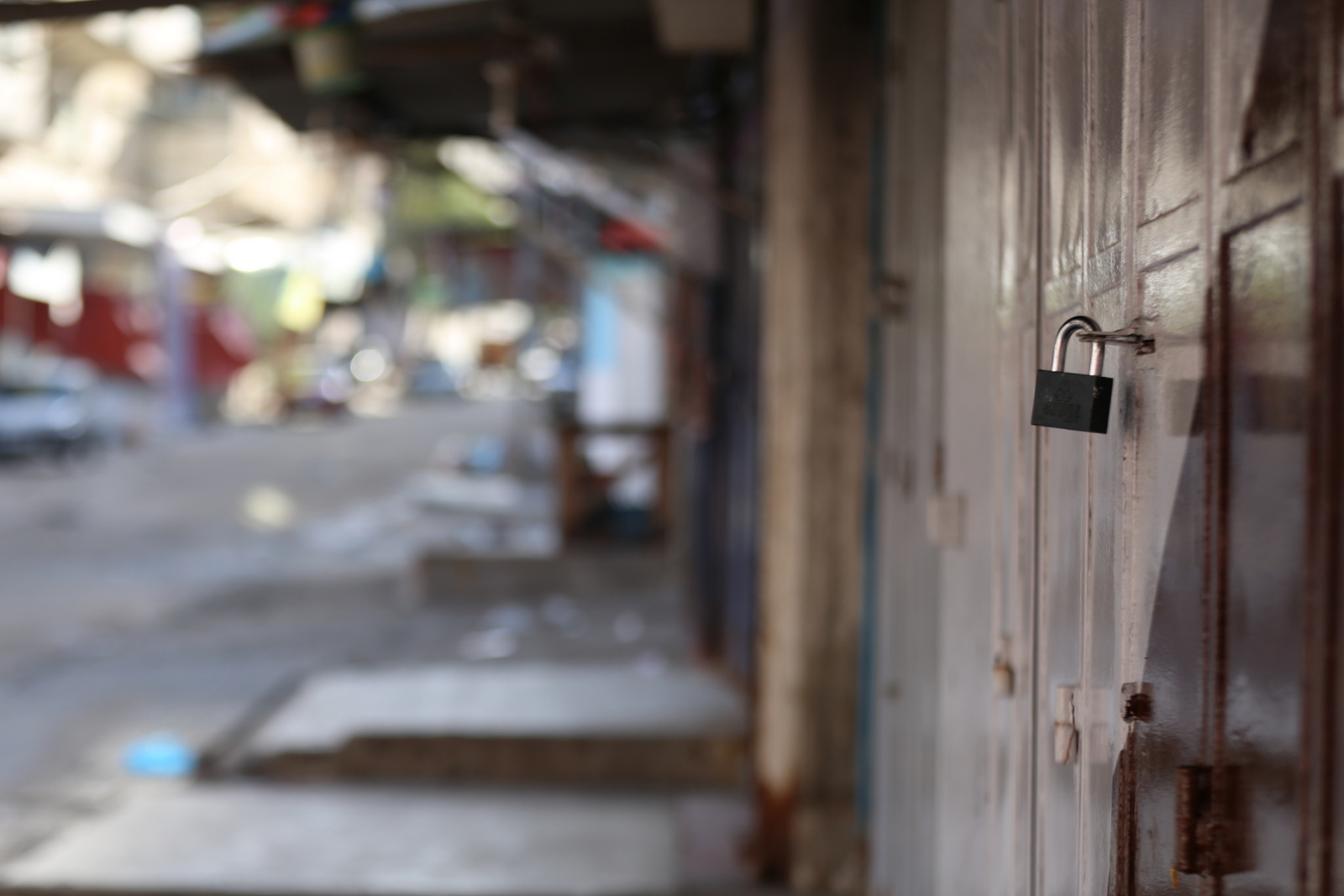 سريان الإغلاق الشامل وحظر التجوال في قطاع غزة  