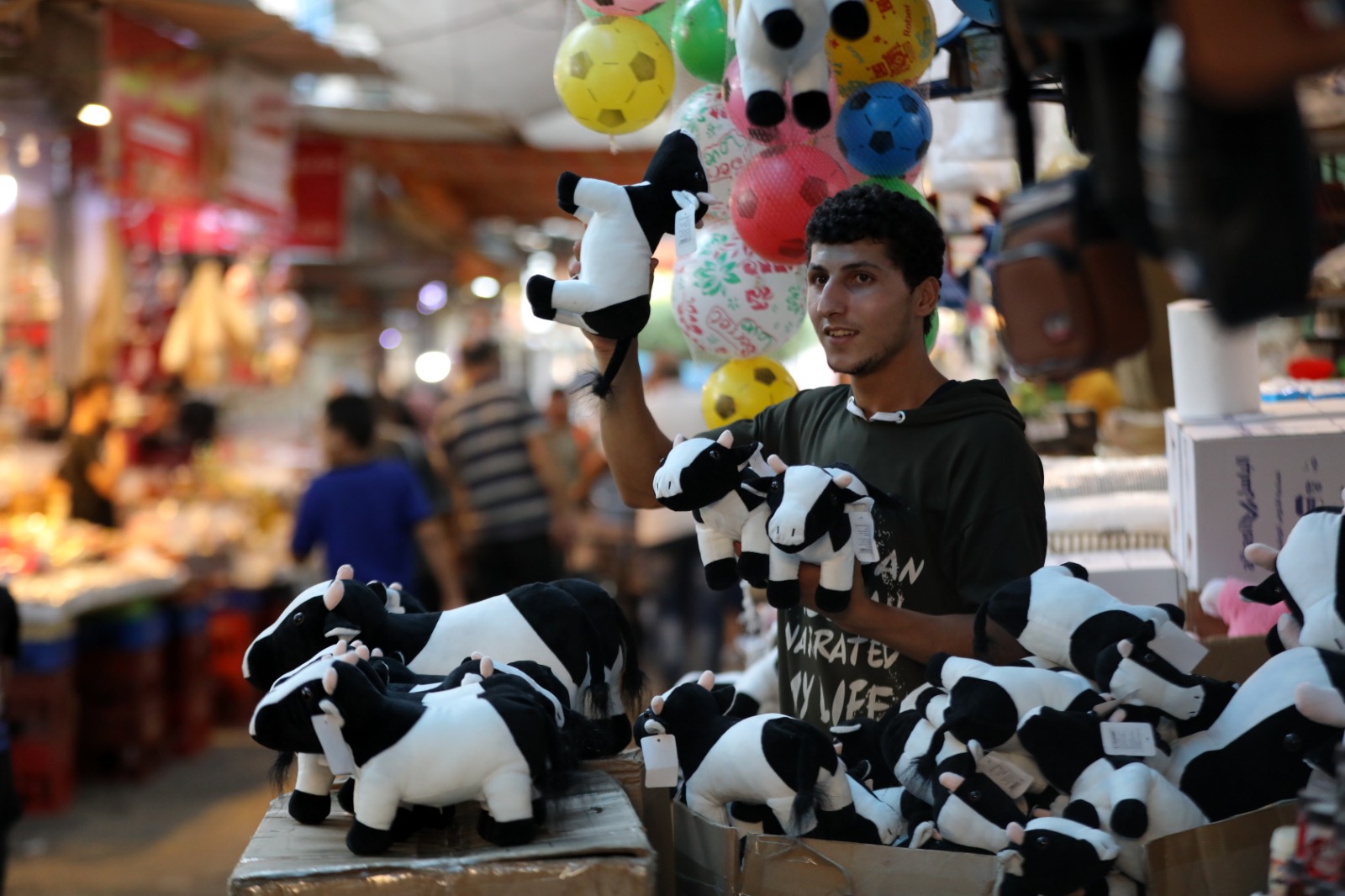 الحياة العامة في غزة عشية عيد الأضحى المبارك