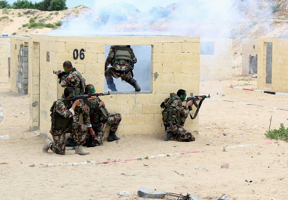 تدريبات دورة قادة السرايا الرابعة بقوات الأمن الوطني