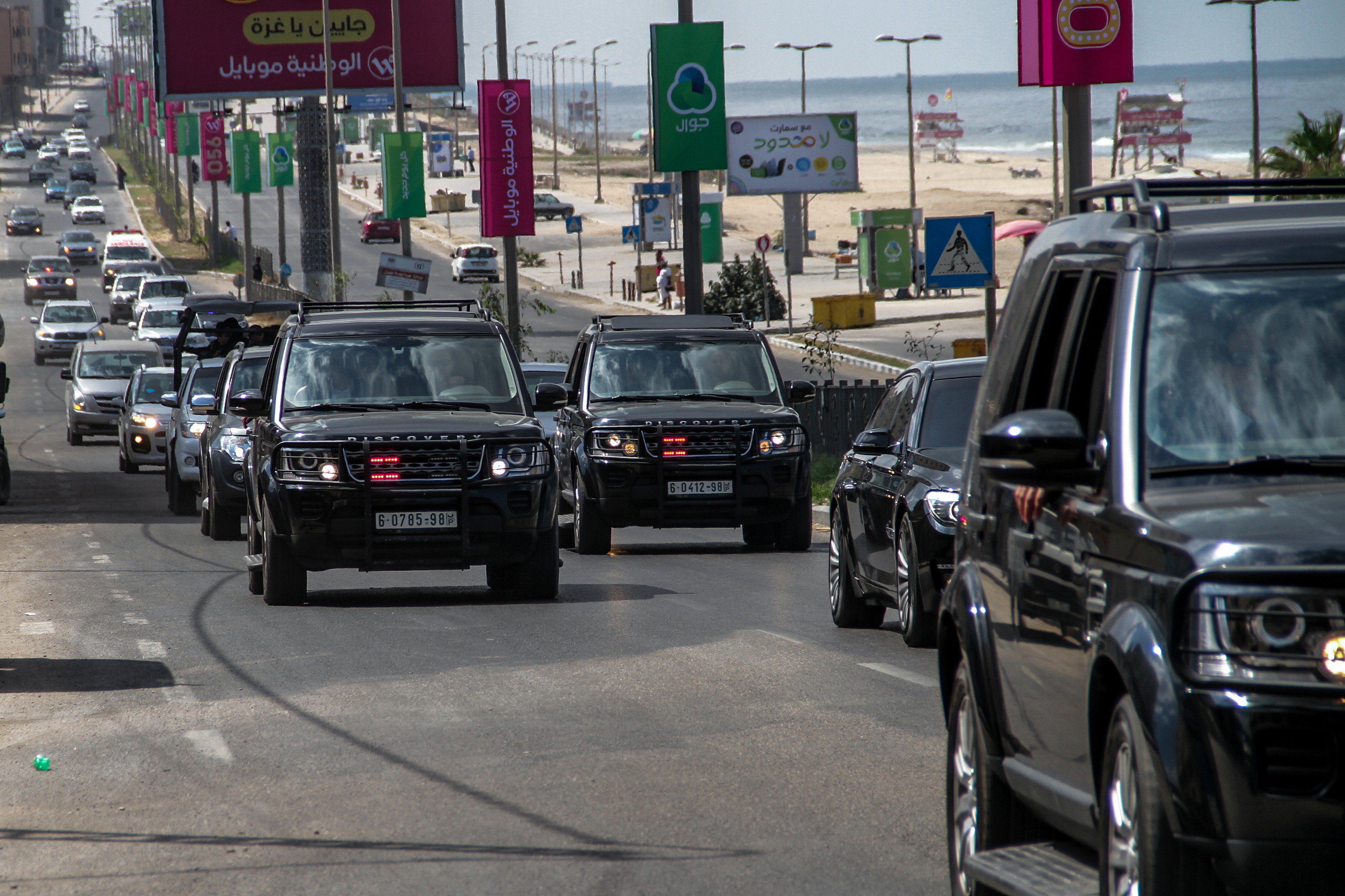 الأجهزة الأمنية تؤمن جولة رئيس الوزراء في غزة