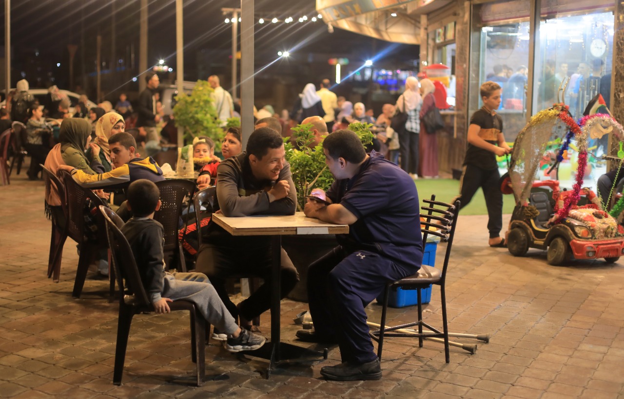 أجواء قضاء المواطنين في غزة الإجازة الأسبوعية مساء الجمعة 28 أكتوبر 2022