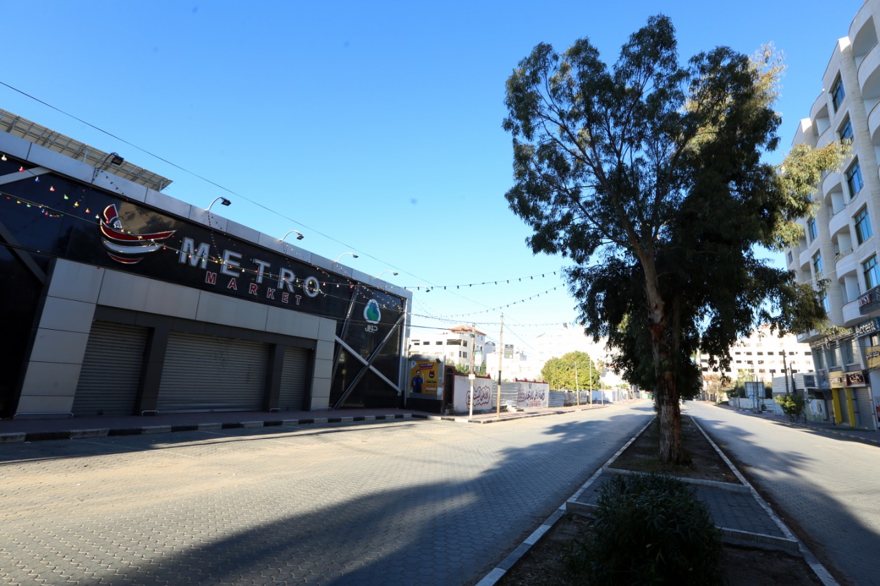 استمرار الإغلاق الكلي للمحال والمنشآت (الجمعة والسبت) للأسبوع السابع