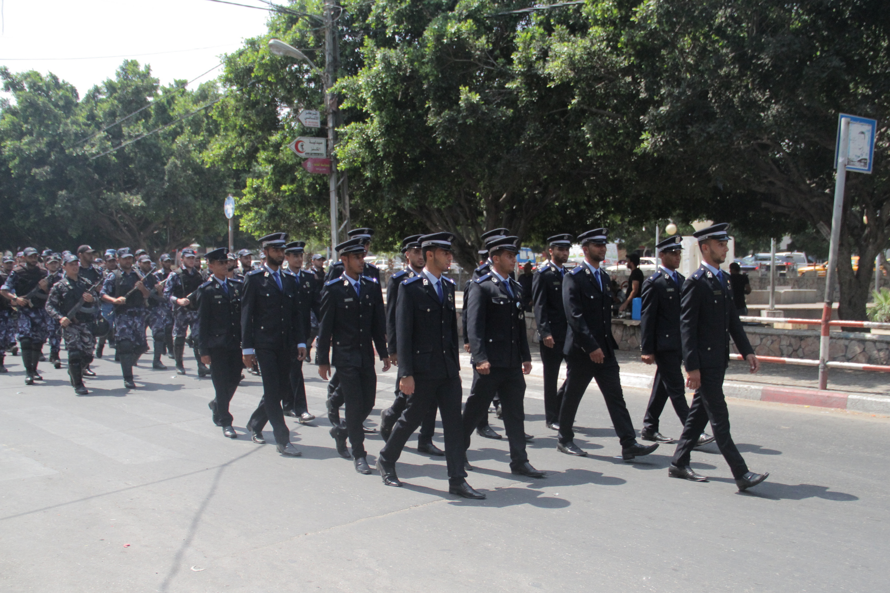 الداخلية تُنظم استعرضاً عسكرياً تضامناً مع المسجد الأقصى