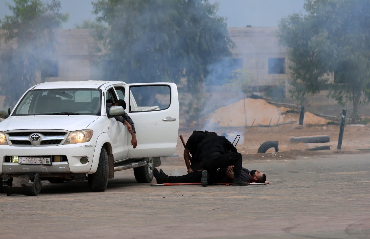 "مديرية التدريب" تُخرج دورتَي صف الضباط 27 والتأسيسية 35