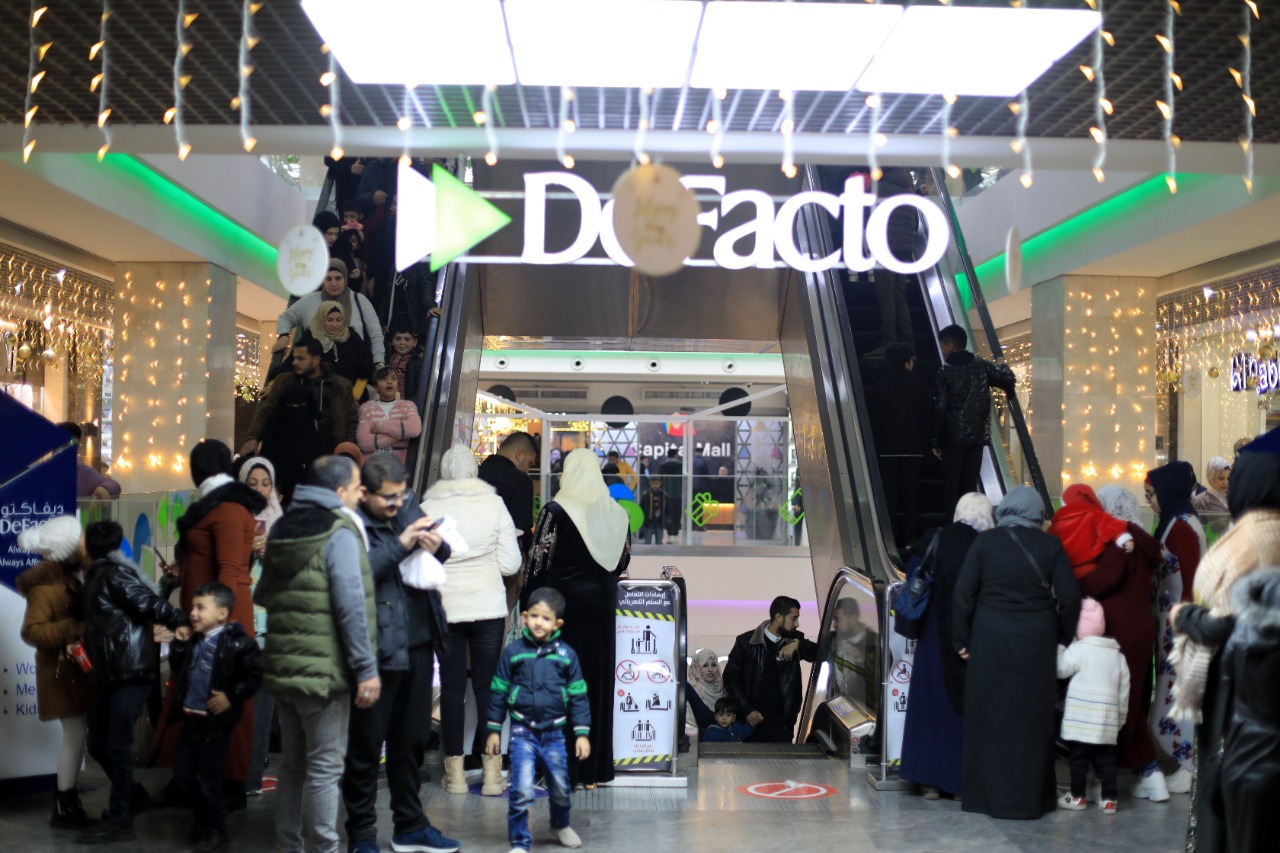 أجواء استقبال المواطنين في غزة للعام الجديد 2023