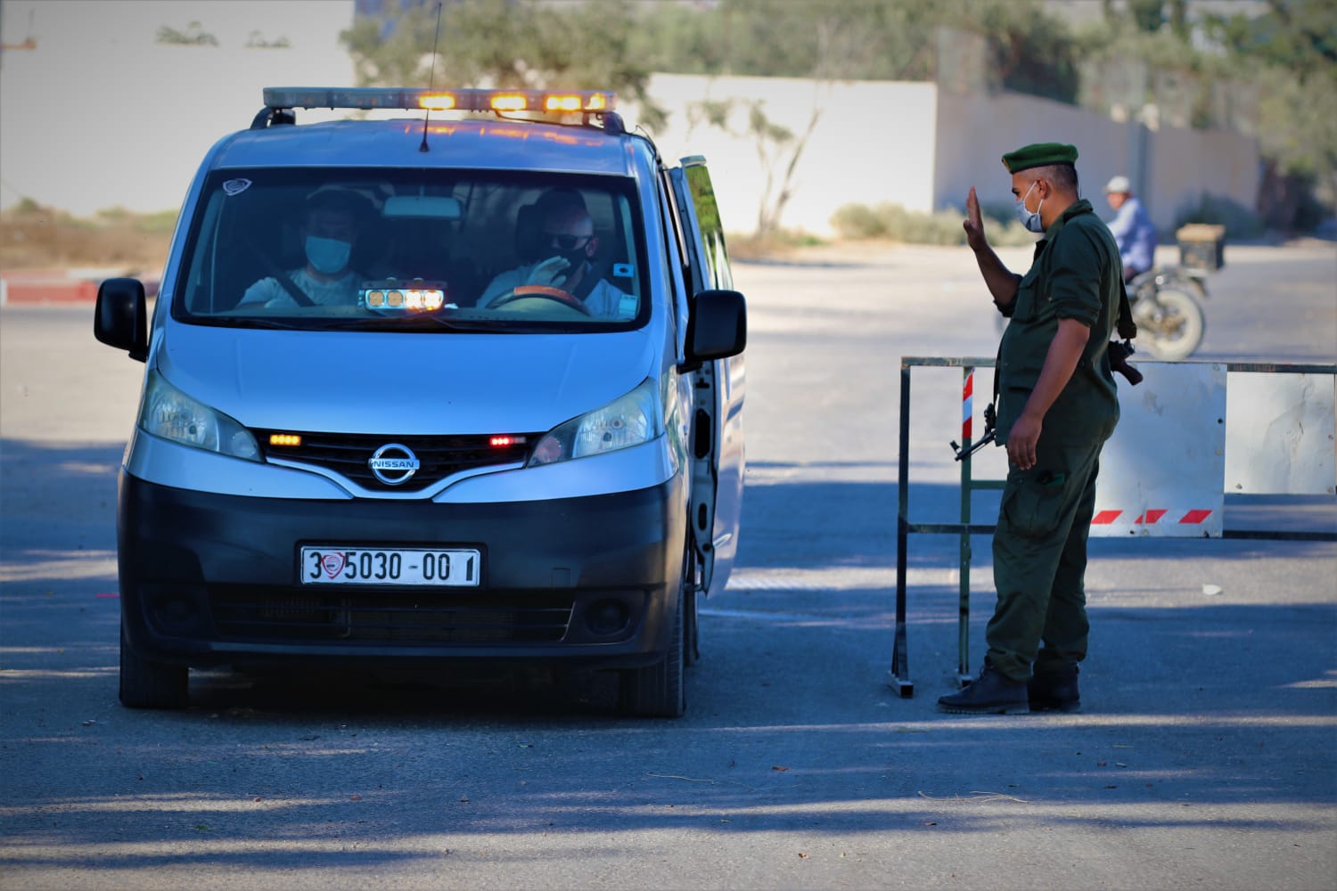 سريان قرار حظر التجوال في محافظات غزة لليوم الثالث