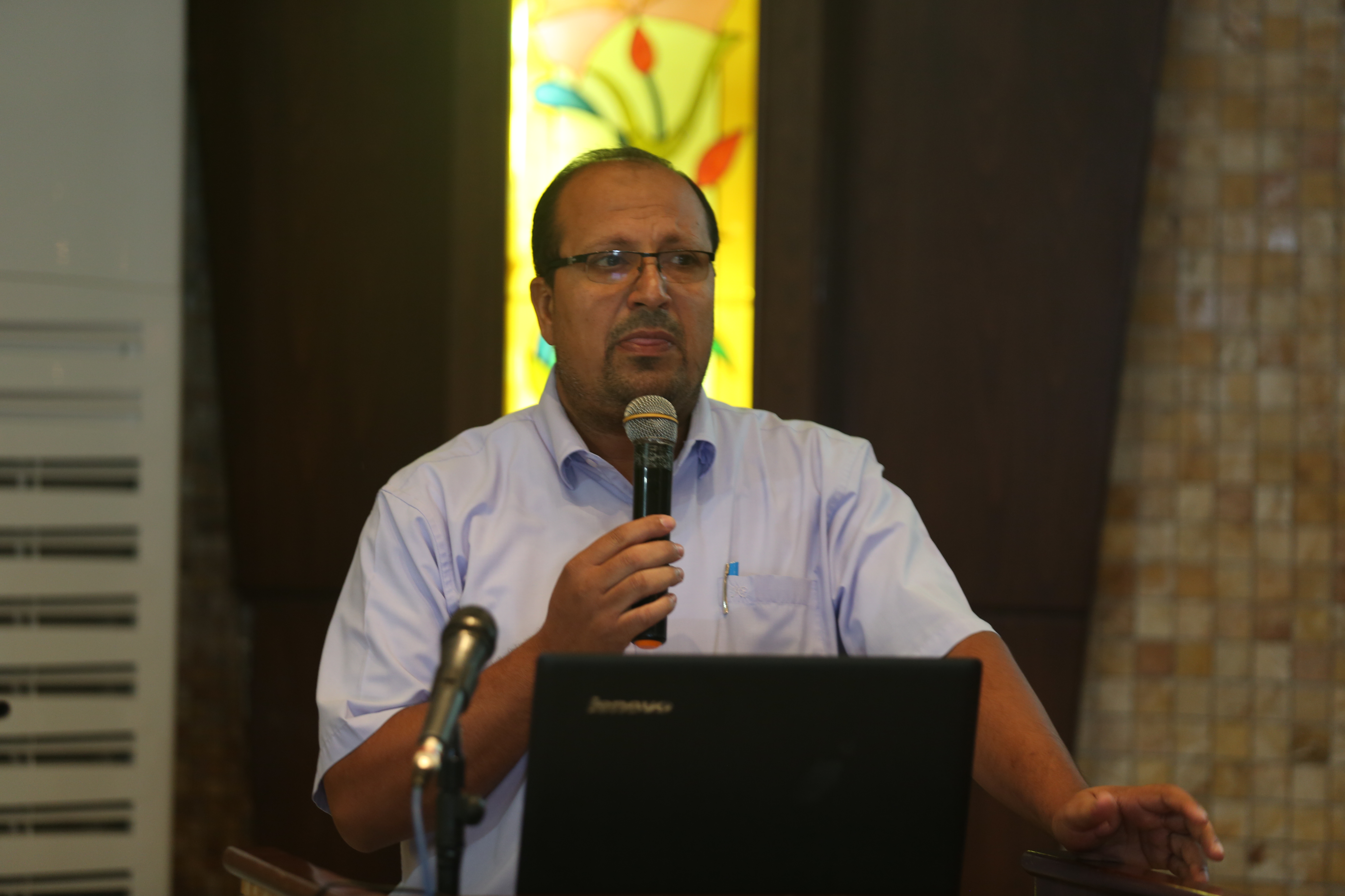 اليوم العلمي للخدمات الطبية