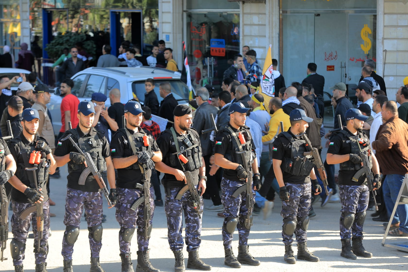 أجهزة "الداخلية" تؤمن مهرجان إحيـاء ذكرى رحيل الرئيس "عرفات