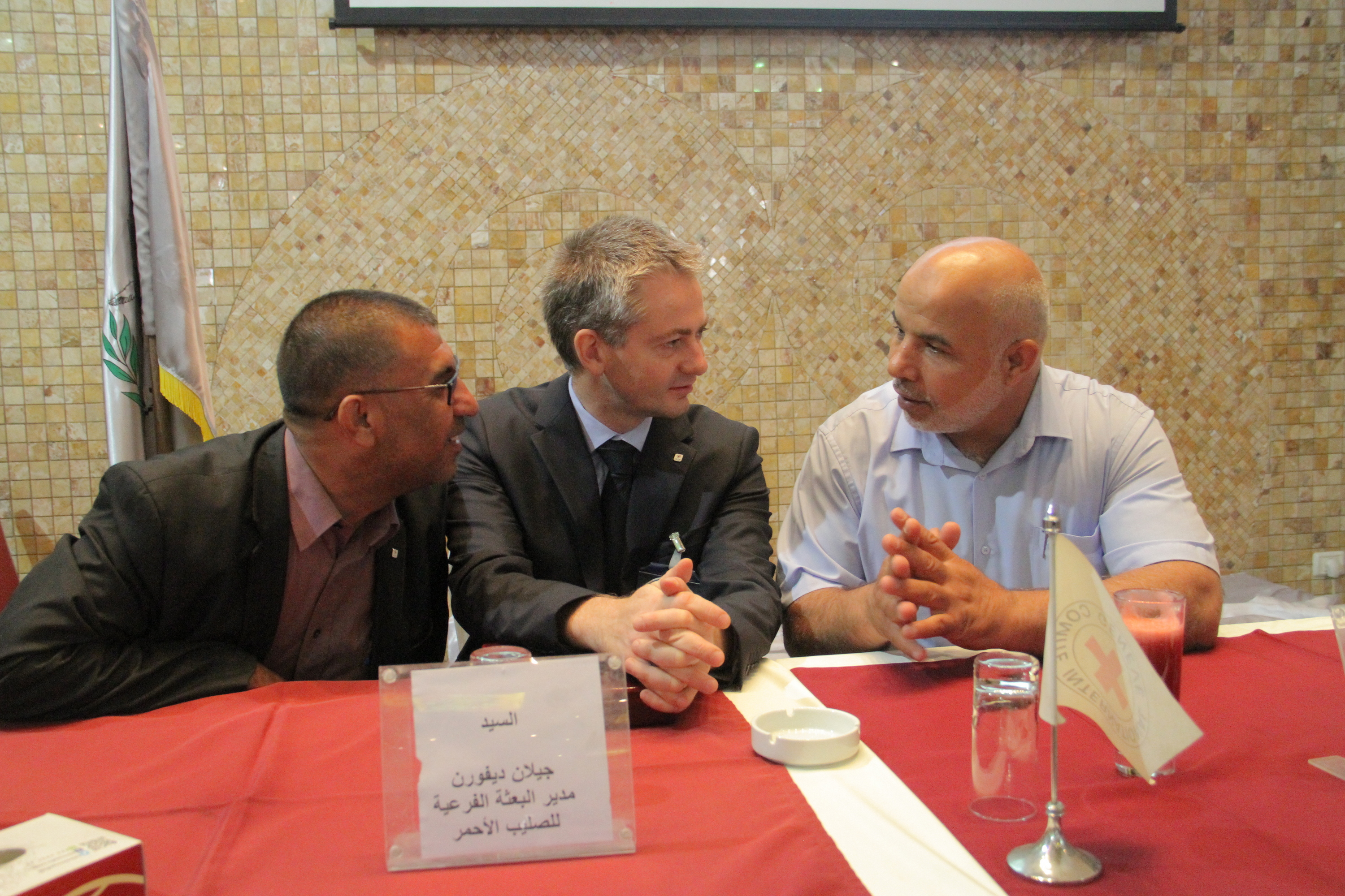 اطلاق دليل عمليات الشرطة القائم على احترام حقوق الإنسان