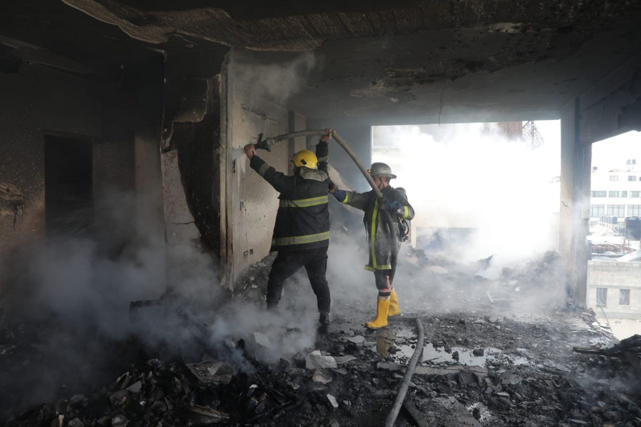 أطقم الدفاع المدني تُنفذ 147 مهمة خلال العدوان