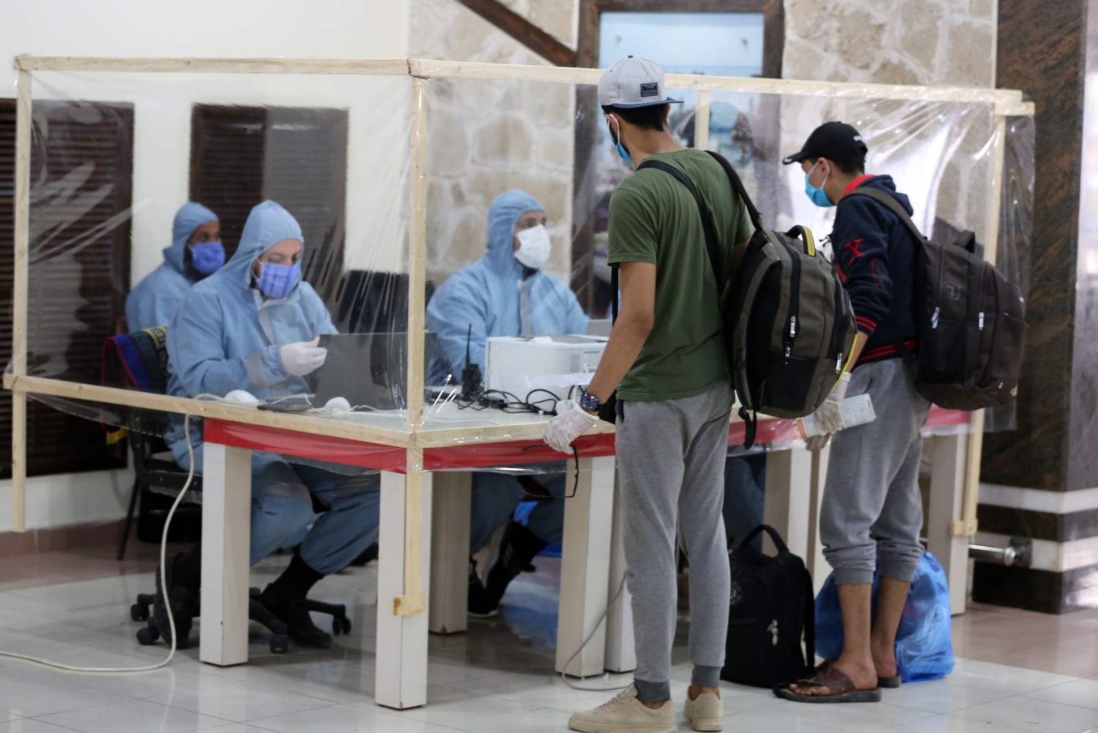 تسهيل وصول الفوج الثالث من العائدين عبر معبر رفح