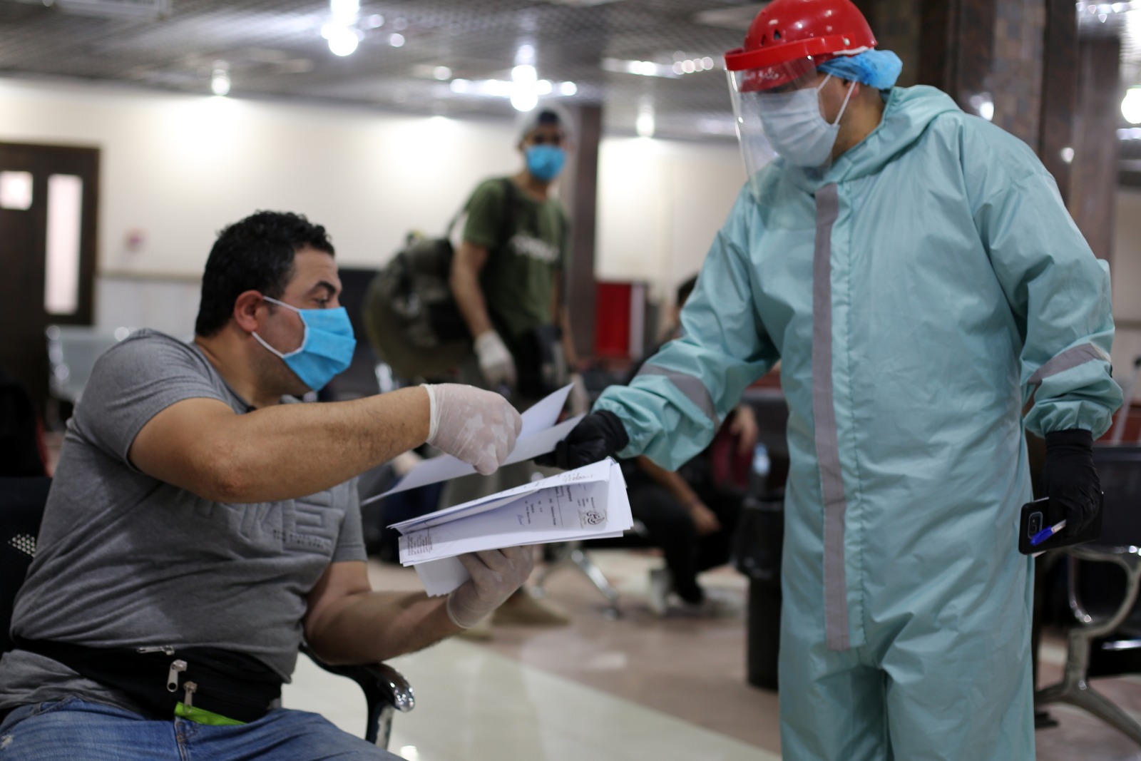 تسهيل وصول الفوج الثالث من العائدين عبر معبر رفح