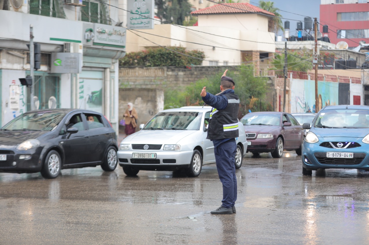 أجهزة الداخلية تساند المواطنين في ظل المنخفض الجوي