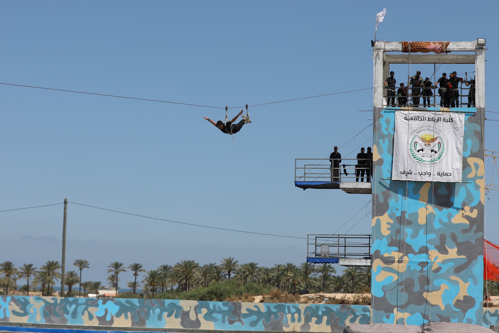 كلية الرباط الجامعية تخرج دفعتي العلوم الشرطية الـ 10 و"البحرية الـ 5"