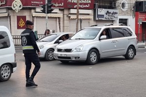 "الإرشاد المروري" يُنظم سلسلة زيارات لمكاتب التاكسيات بغزة