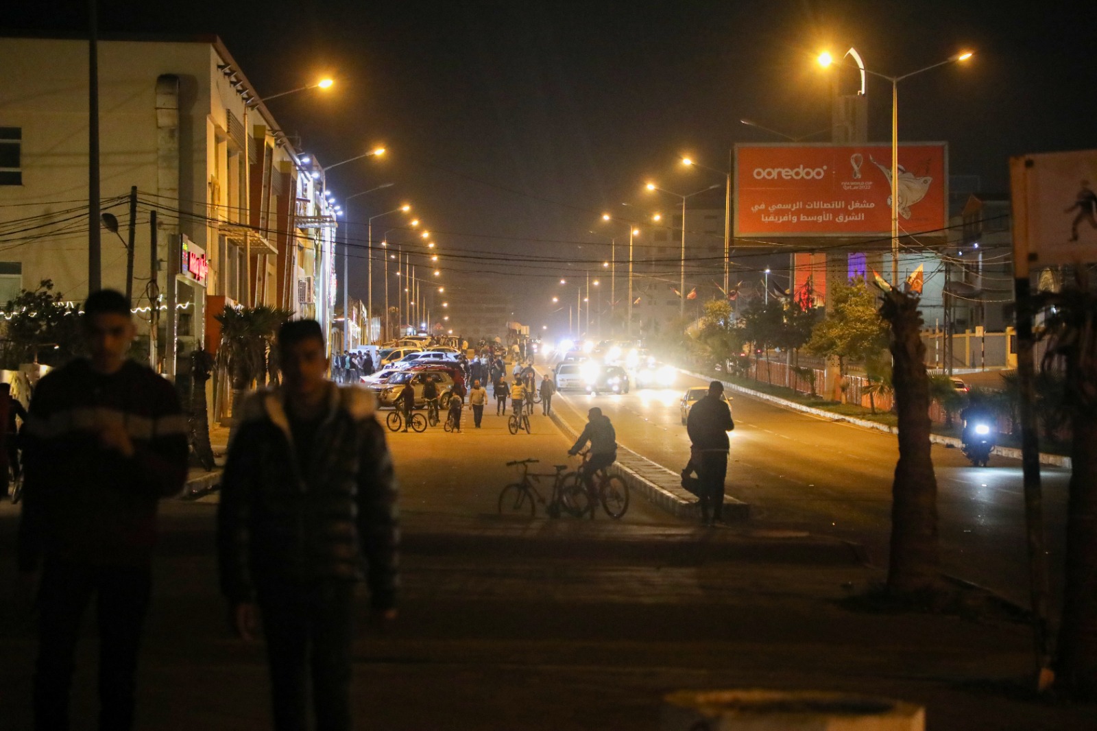 مواطنون يقضـون الإجازة الأسبوعية في الأماكن الترفيهية وحضور مباريات كأس العالم