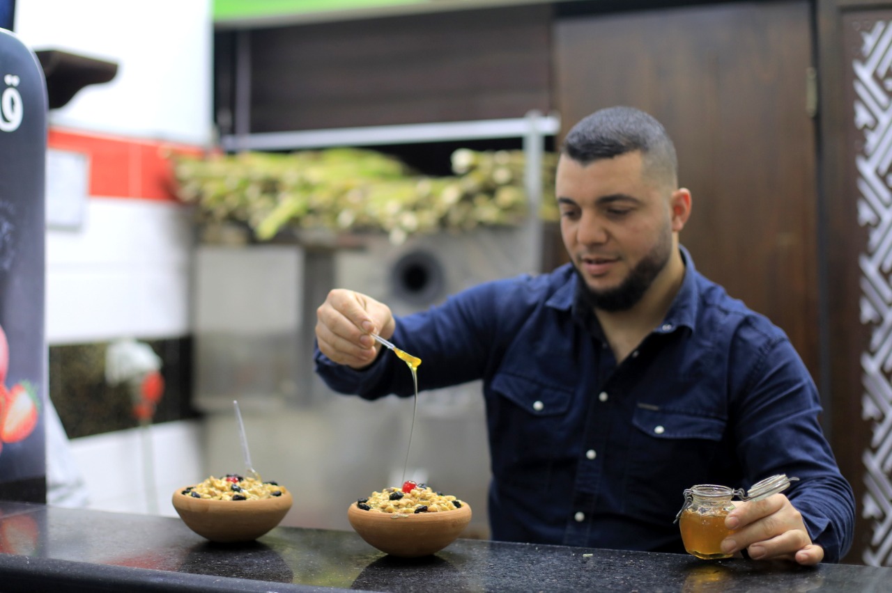 أجواء قضاء المواطنين في غزة الإجازة الأسبوعية في عدد الأماكن الترفيهية مساء الجمعة