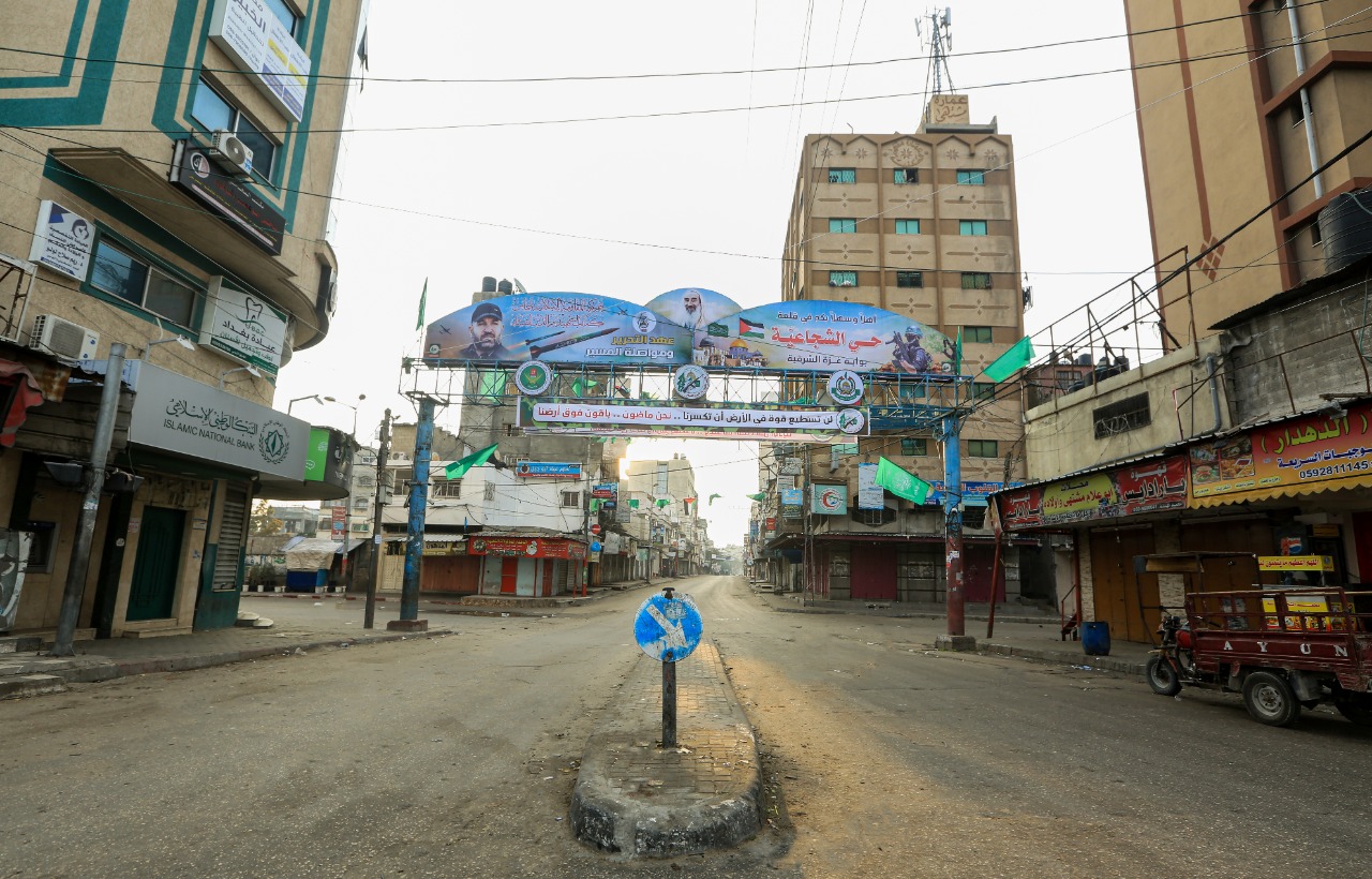 الإغلاق الكامـل بـغزة "الجمعة والسبت" يتواصل للأسبوع الرابع