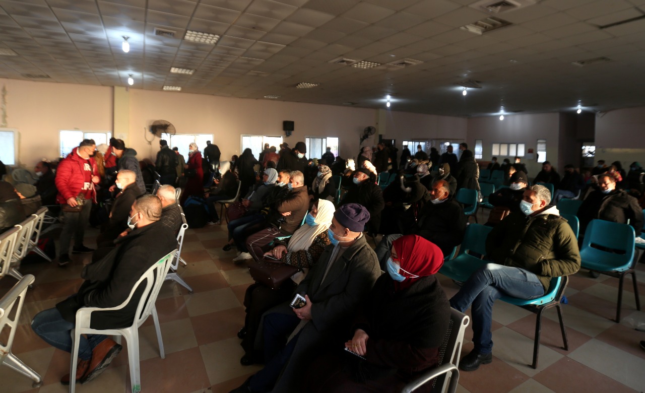 حركة معبر رفح البري خلال أيام فتحه استثنائيًا لمدة أربعة أيام في الاتجاهين