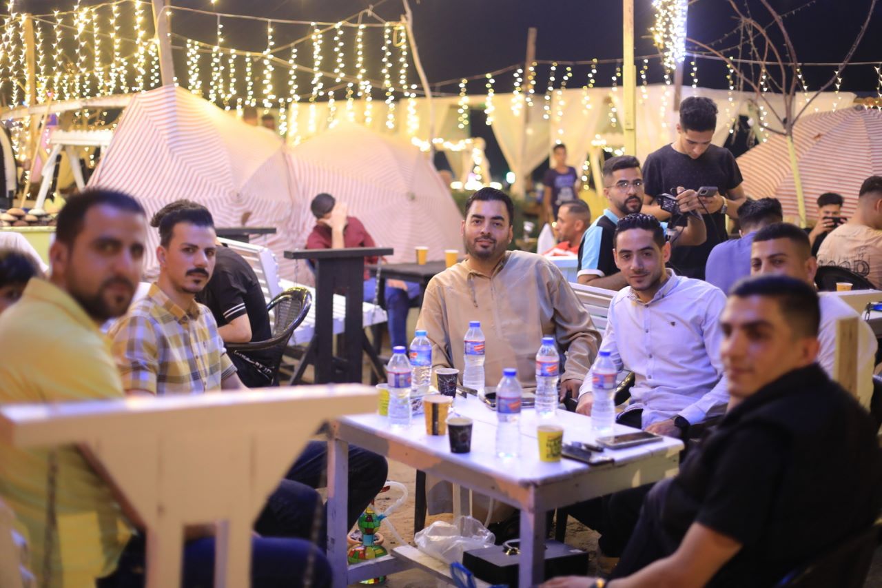 أجواء اصطياف المواطنين بغزة على شاطئ البحر وعمل أجهزة الداخلية في توفير الأجواء الملائمة