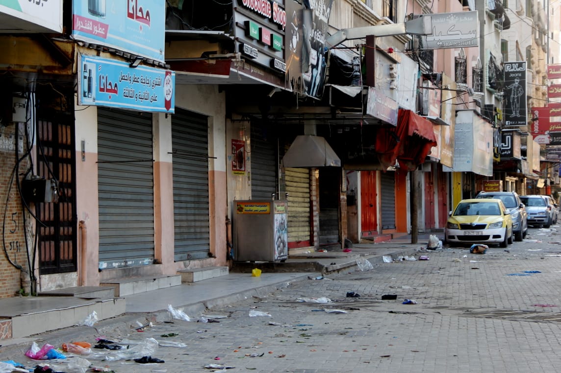 استمرار الإغلاق الكلي للمحال والمنشآت (الجمعة والسبت) للأسبوع السابع