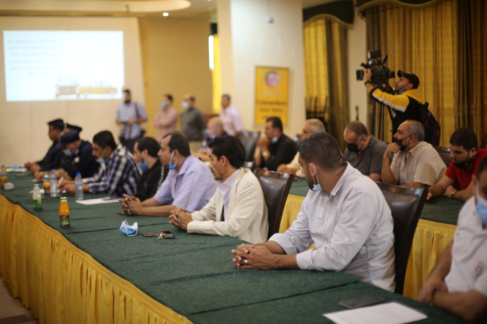 المؤتمر الصحفي لوزارة المواصلات لإعلان قرارات تخفيض رسوم رخص القيادة والمركبات