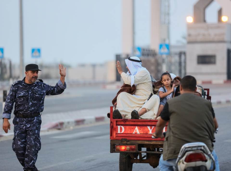 مغادرة حجاج المكرمة السعودية والحالات الإنسانية عبر معبر رفح (الأحد 27 أغسطس 2017)