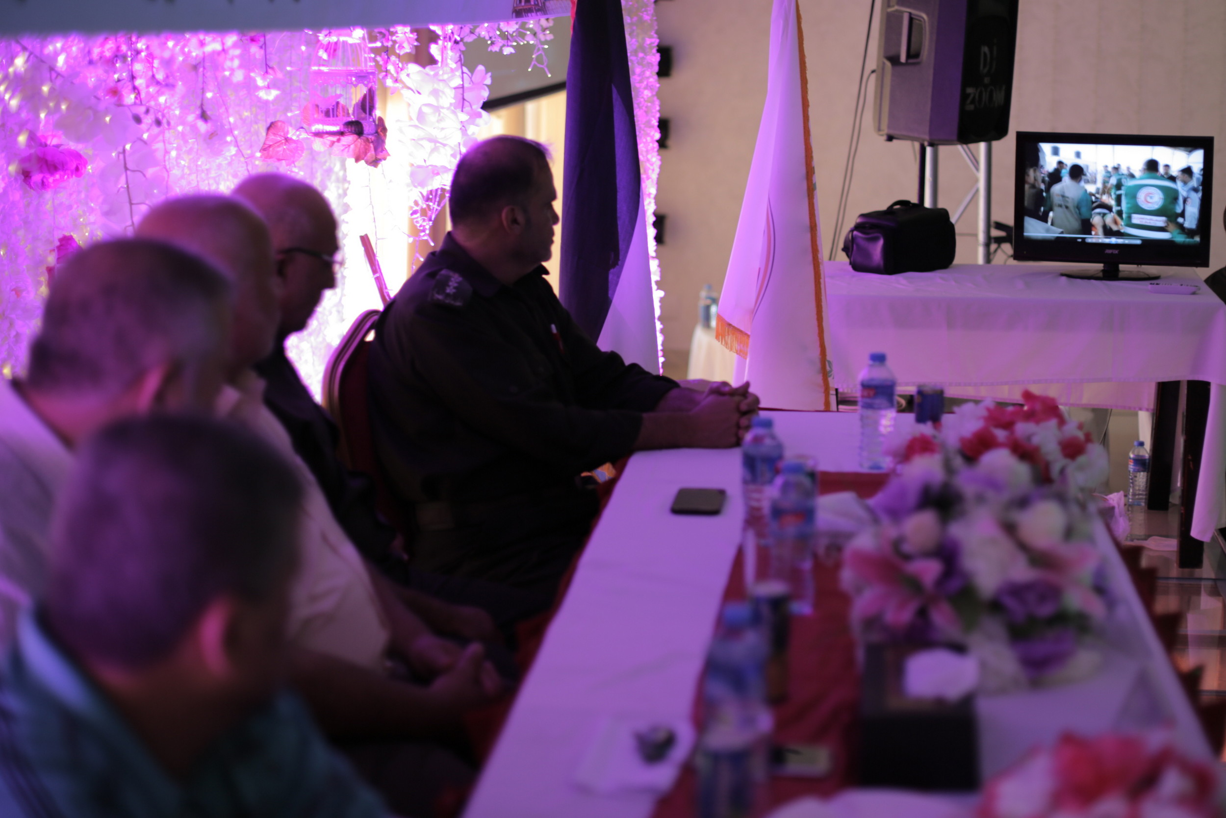 الخدمات الطبية تكرم طواقمها العاملة خلال مسيرات العودة