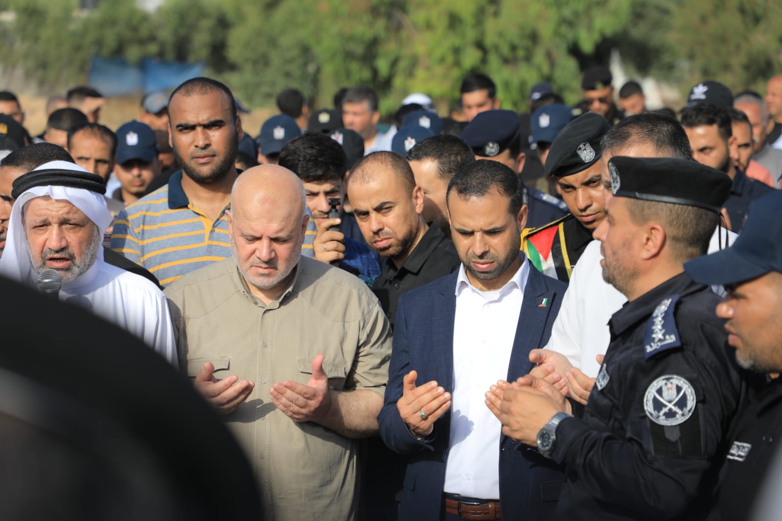 تشييع جثمان شهيد الواجب "مصلح" بموكب عسكري بمشاركة قيادة "الداخلية" والشرطة