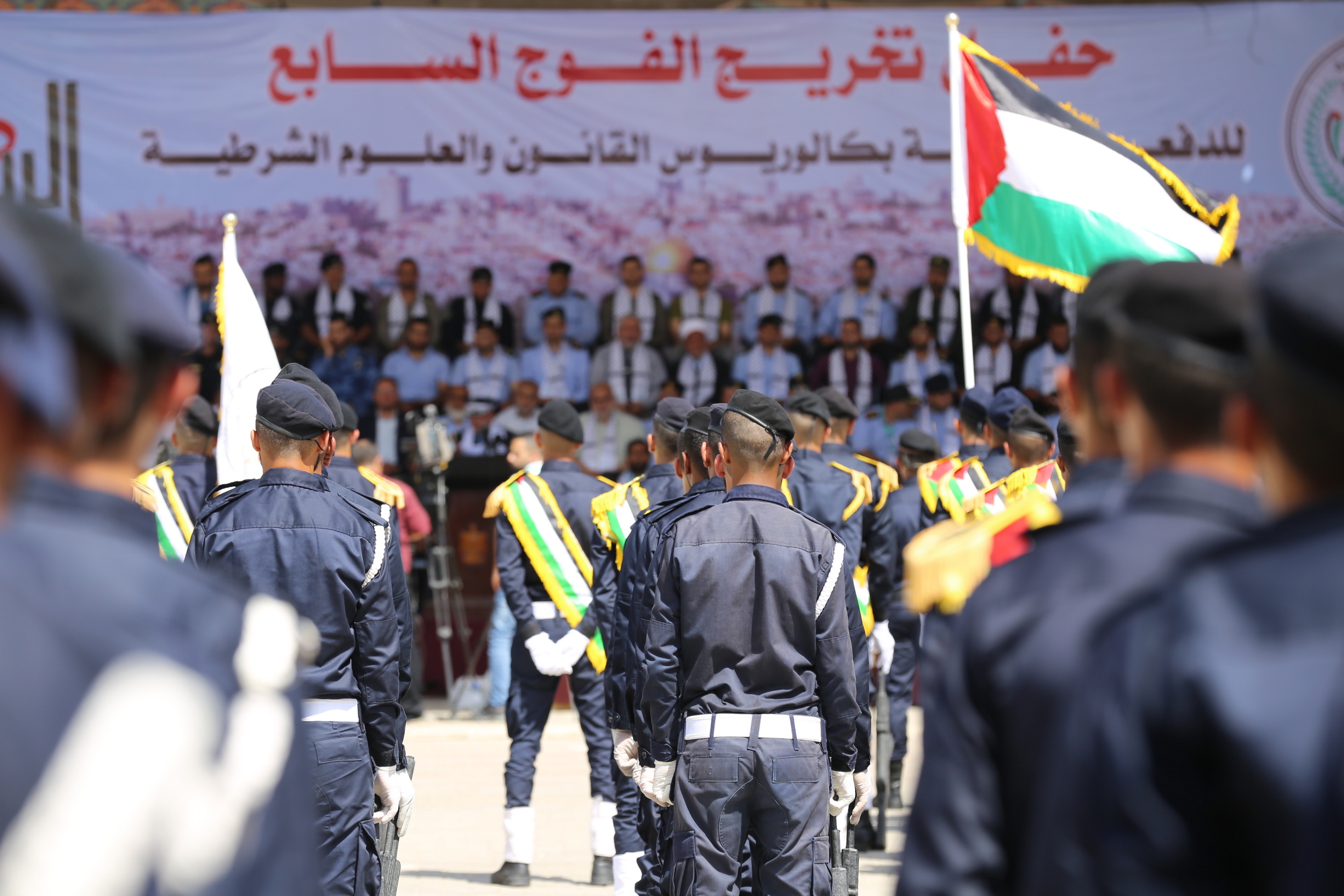 كلية الرباط تُخرّج دفعة البكالوريوس السابعة في القانون والعلوم الشرطية