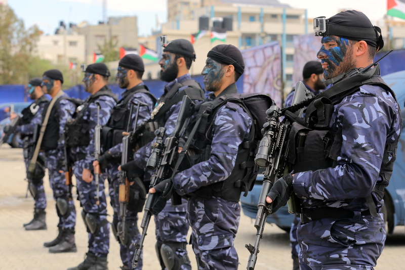 تخريج "دورة غزة سيف الأقصى" - ضباط وضباط صف بالشرطة 