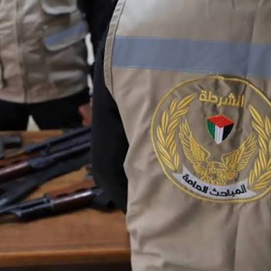 المباحث العامة بغزة تنجز قضيتي حيازة سلاح وإطلاق نار خلافاً للقانون
