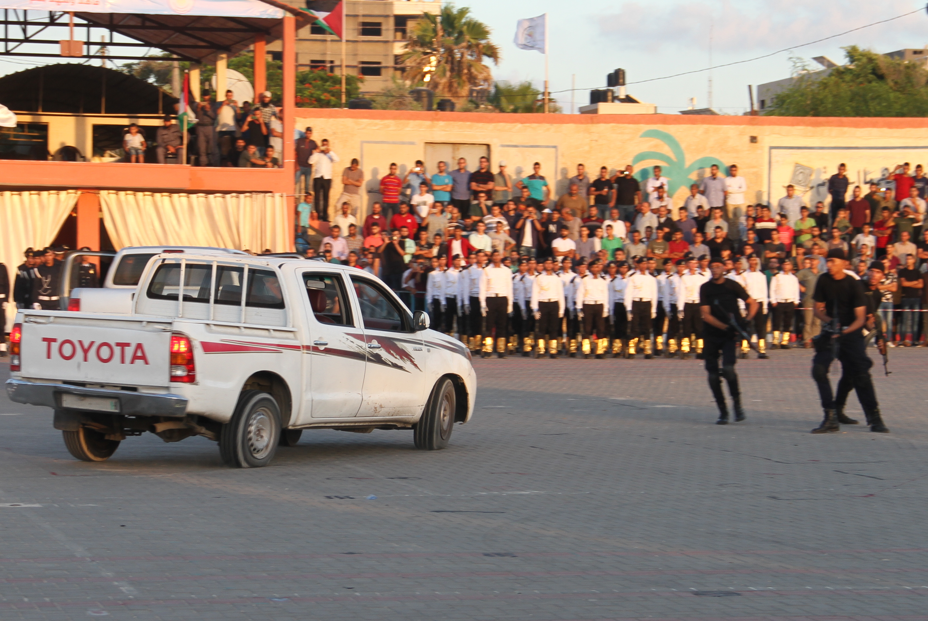 كلية الرباط تُخرّج 54 ضابطاً ضمن فوج "العودة"