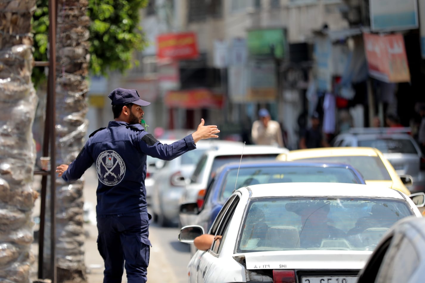 أجواء الحياة العامة في الأسواق والأماكن الحيوية بغزة