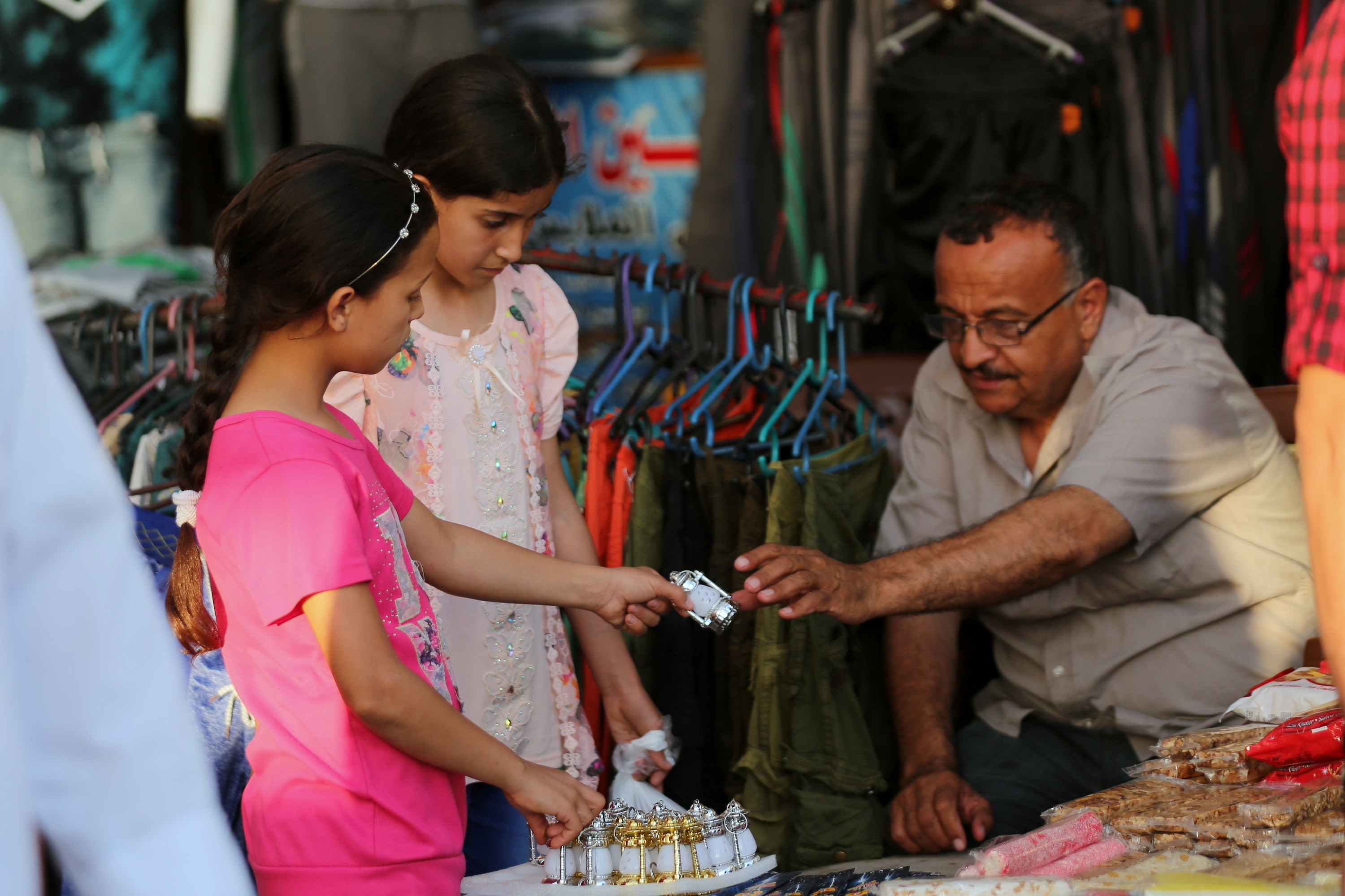 أسواق غزة في أيام شهر رمضان 