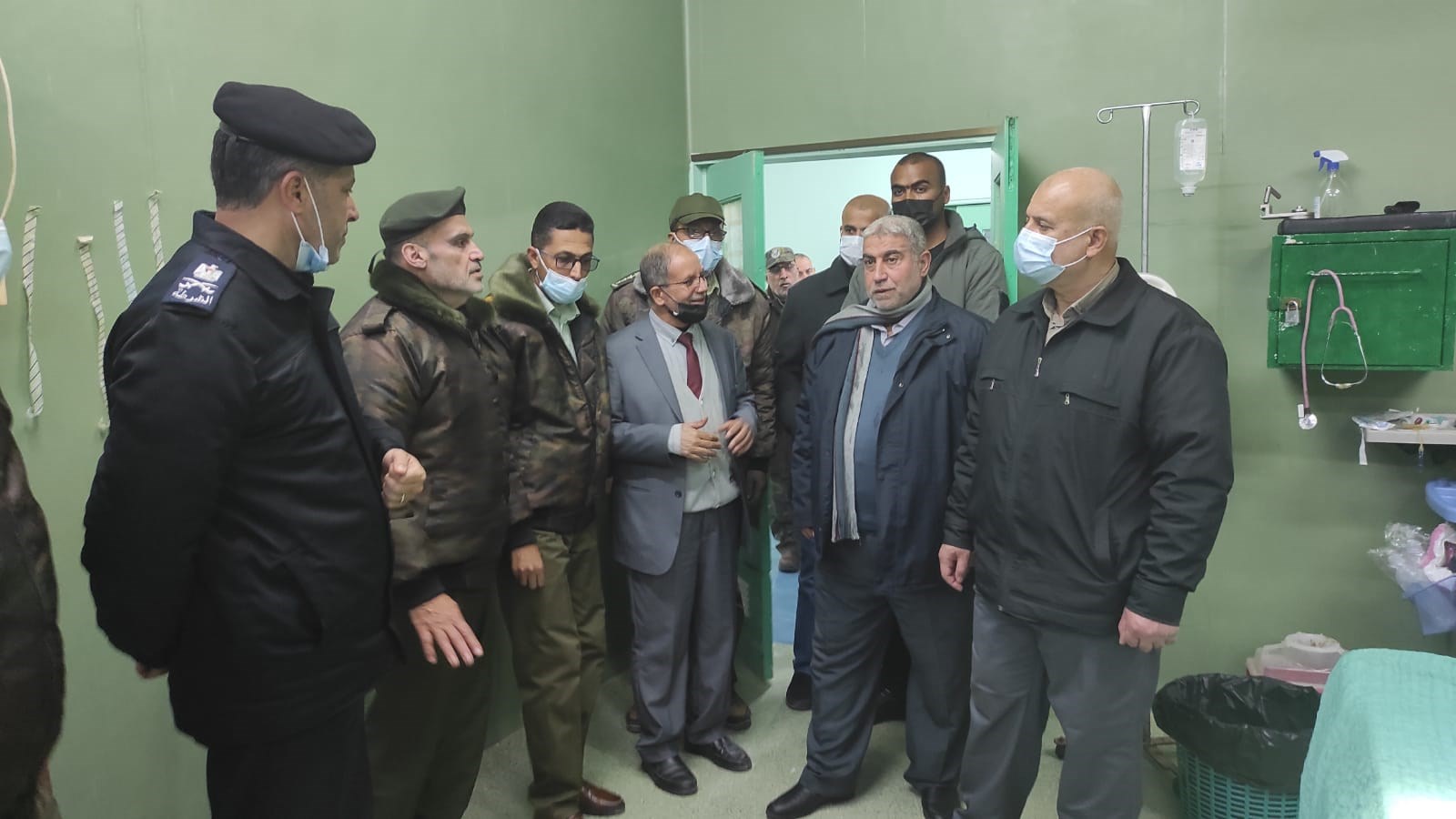 قيادة الداخلية تتفقد مستشفَيي "كمال عدوان" و"الجزائري"