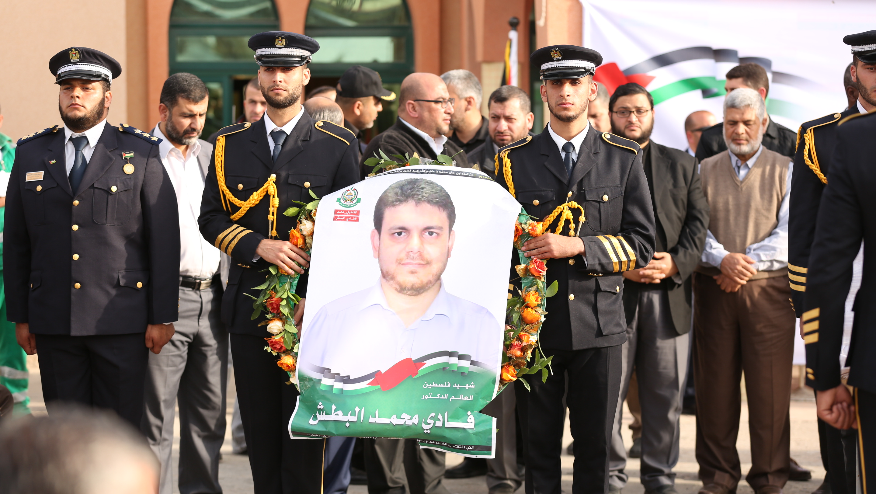 استقبال جثمان الشهيد العالم د. فادي البطش بمعبر رفح البري