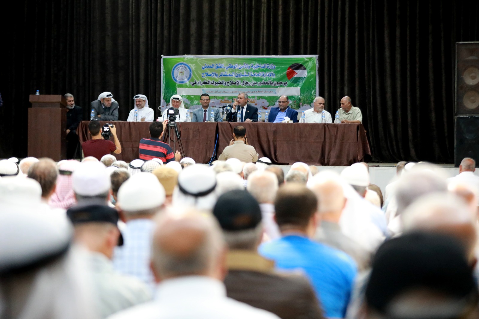 شؤون العشائر والإصلاح تنظم لقاء بعنوان "دور رجال الإصلاح في تعزيز سيادة القانون"